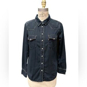Levi’s Western Denim Shirt Size M Blue Dark Wash Long Sleeve Button Down